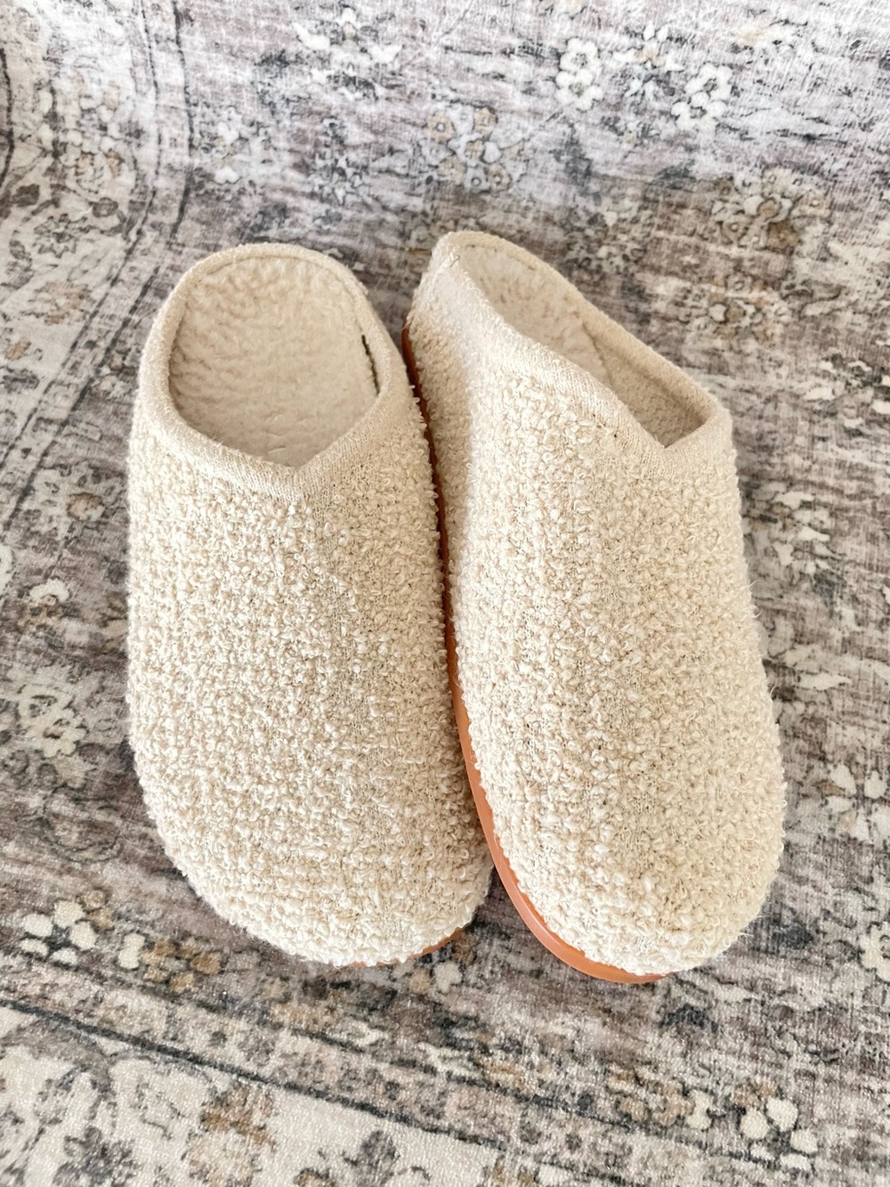 Rothy’s Clog Cozy Boucle Cream & Beige Vegan Faux Fur *retired style*